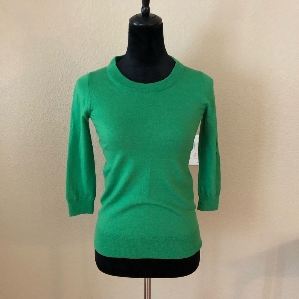 Kelly green light wool sweater